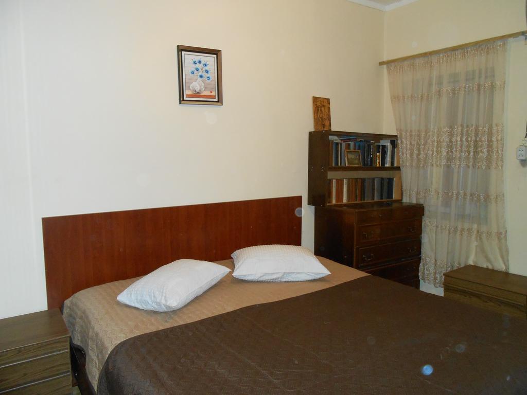 Mziuri Guest House Местия Екстериор снимка